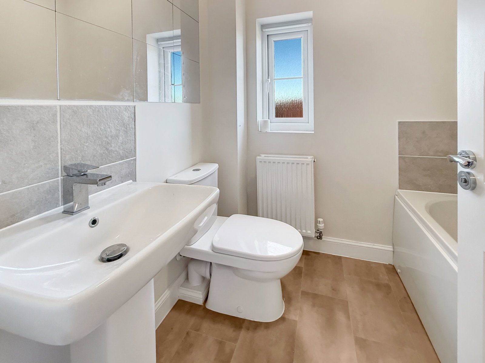Semi Detached House for sale in Telford, Tortoiseshell Close, Apley, Telford, TF1, 1152 m²