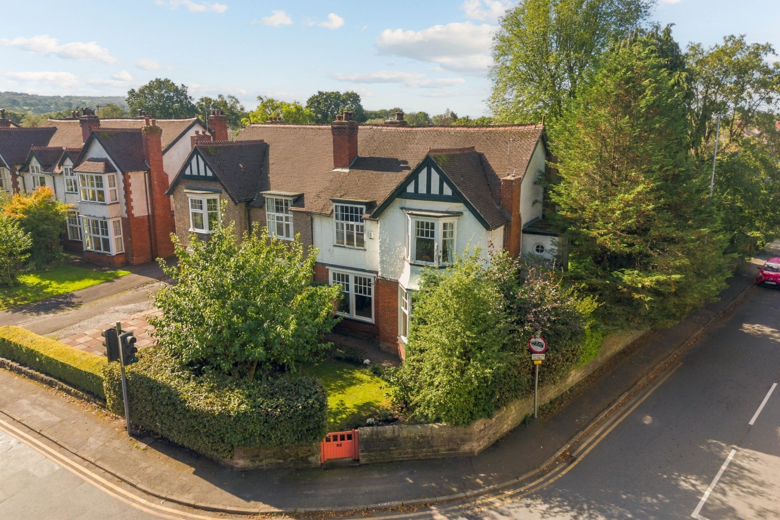 Semi Detached House for sale in Congleton, Biddulph Road, Congleton, Cheshire, CW12 3LY, 2214 m²