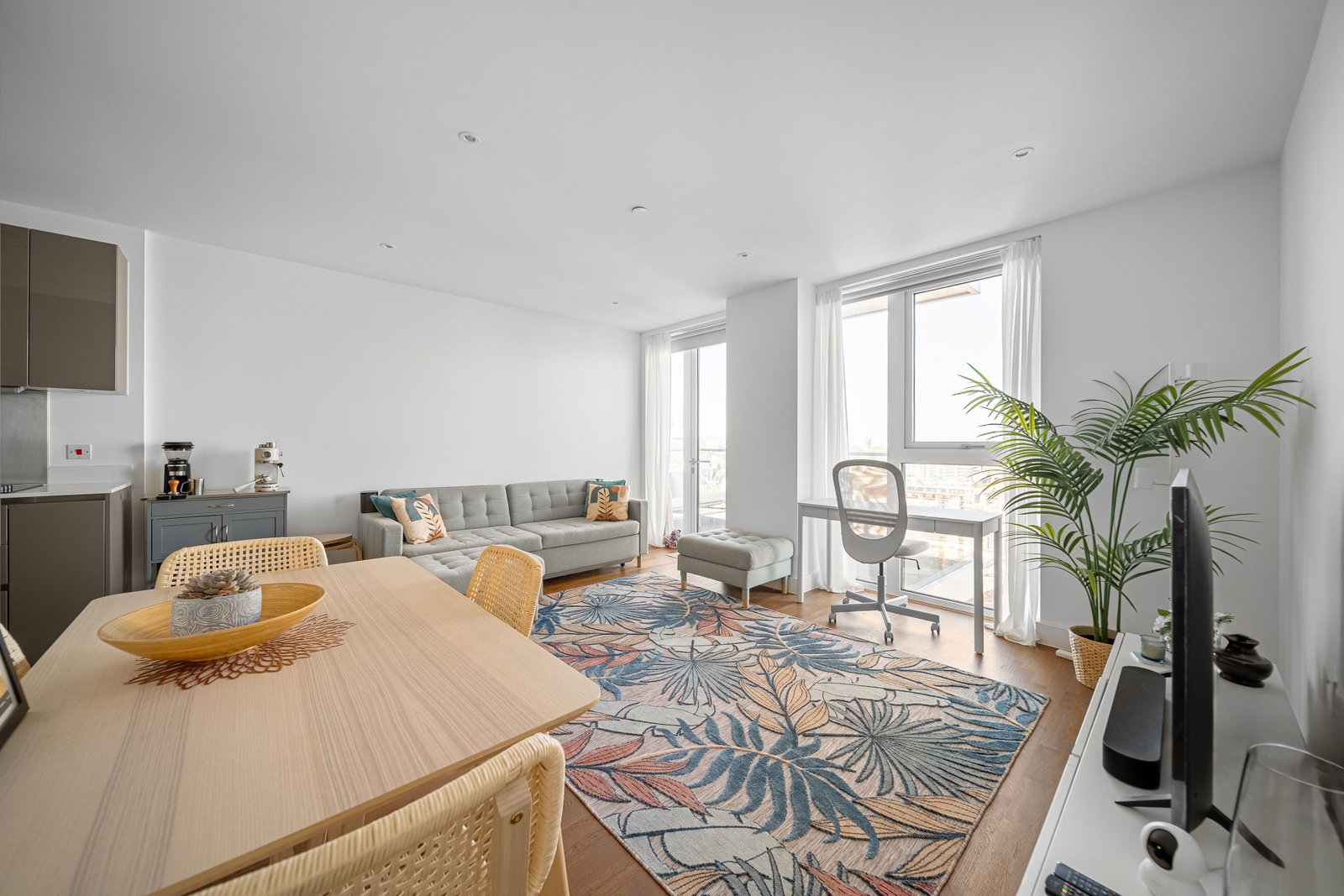 Flat in Plumstead Road 3