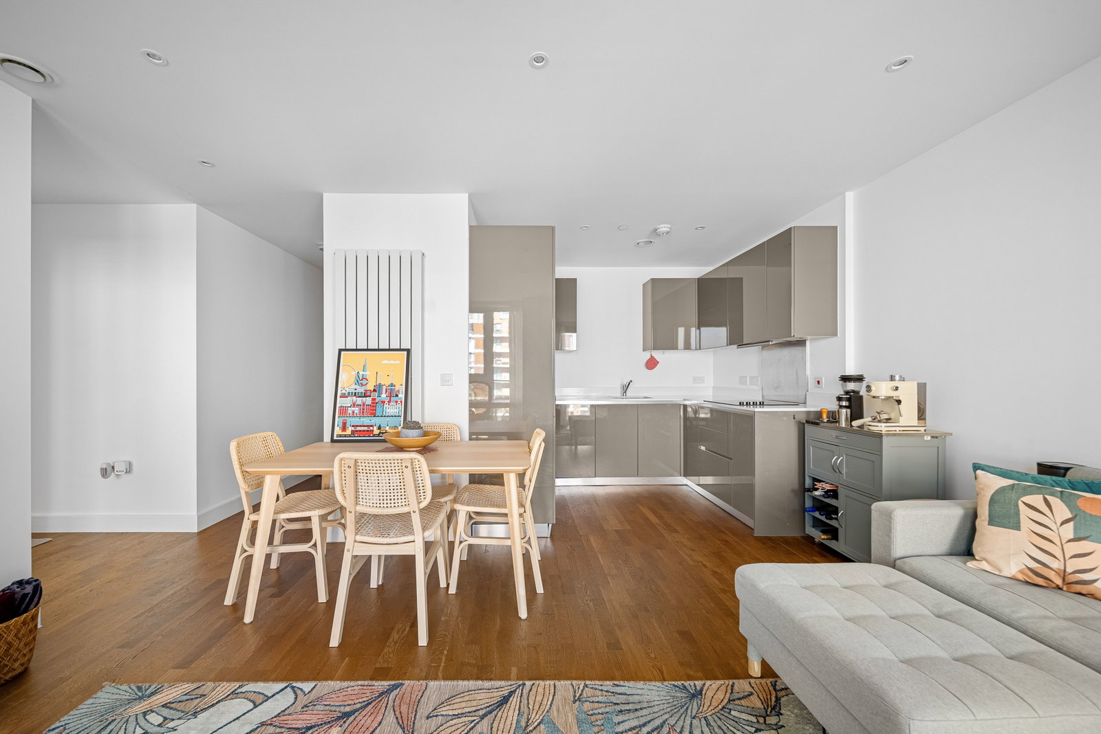 Flat in Plumstead Road 5