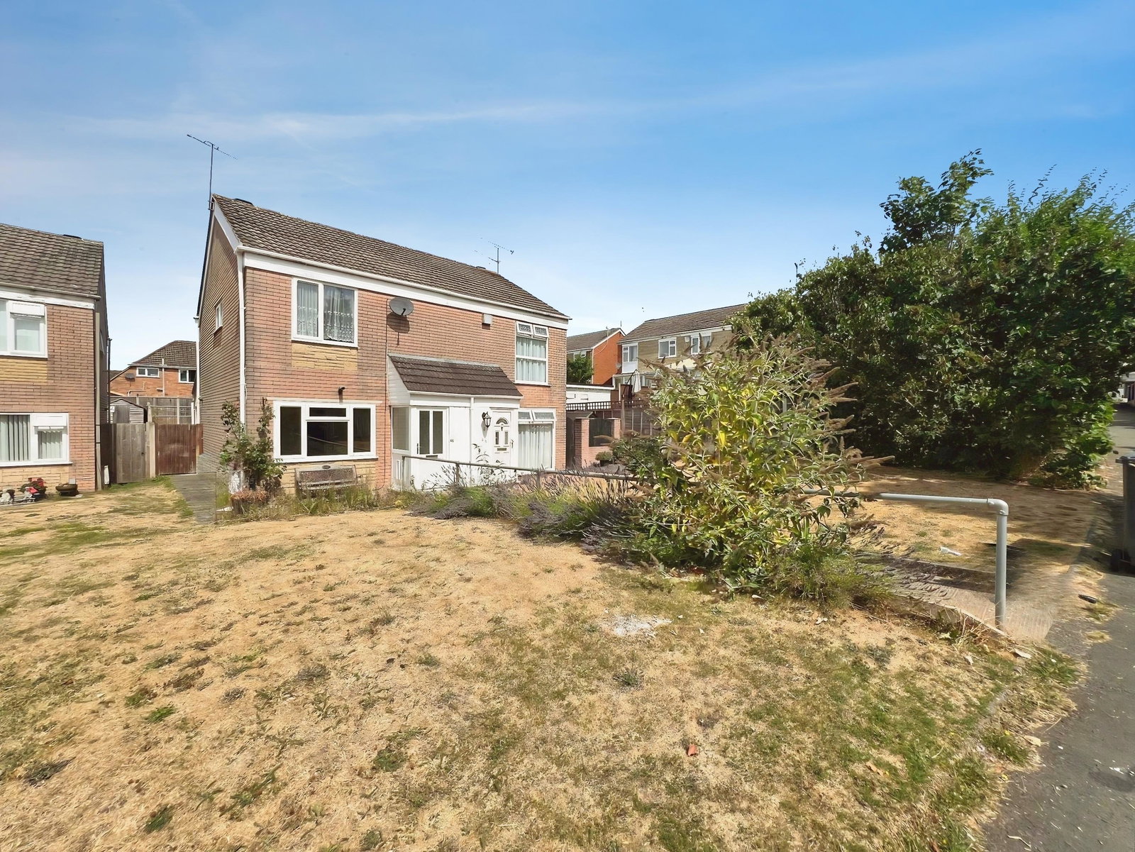 Semi Detached House in Stourport-on-severn 3