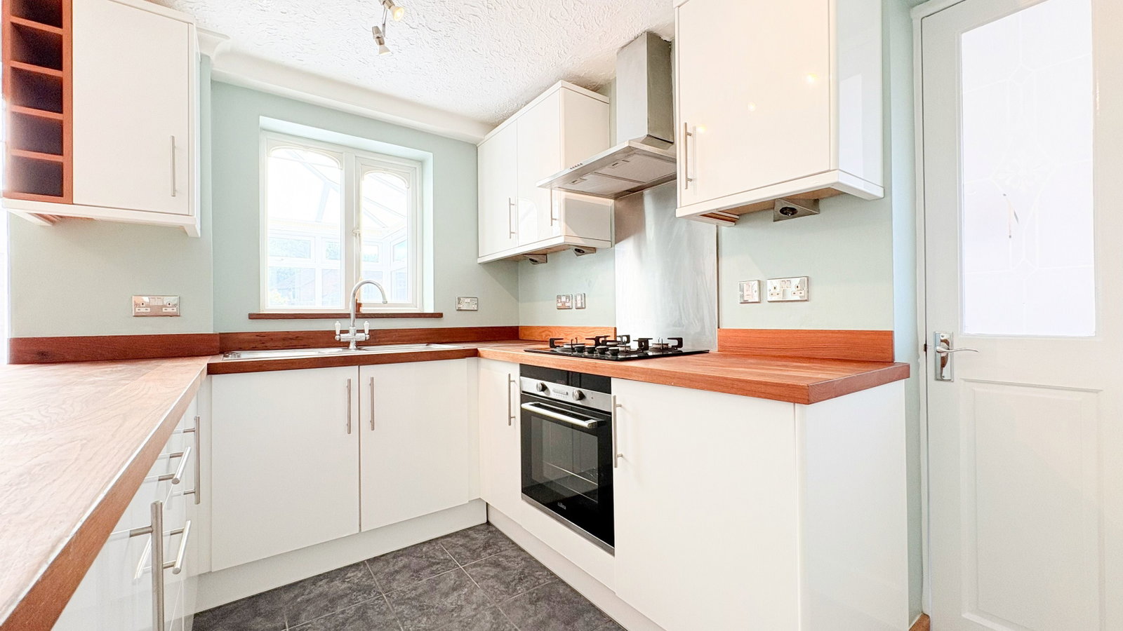 Detached House in Bristol