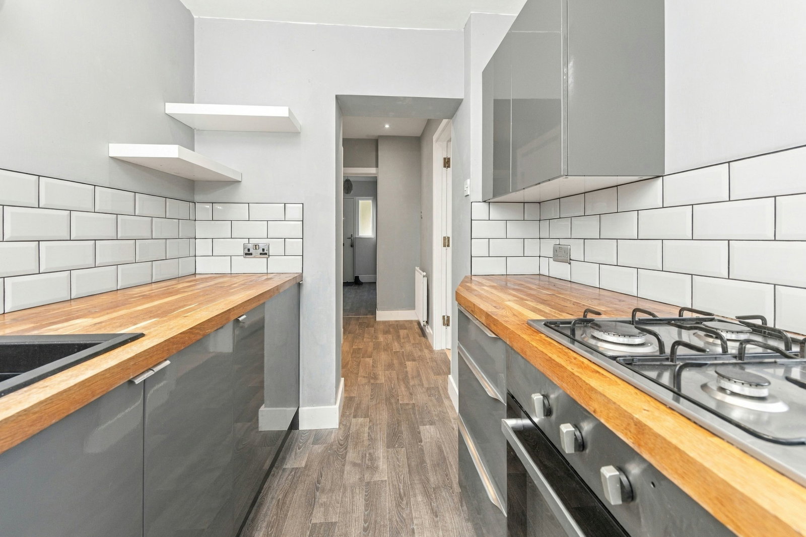 Terraced House for sale in Leeds, Pendas Way, Leeds, LS15 8HX