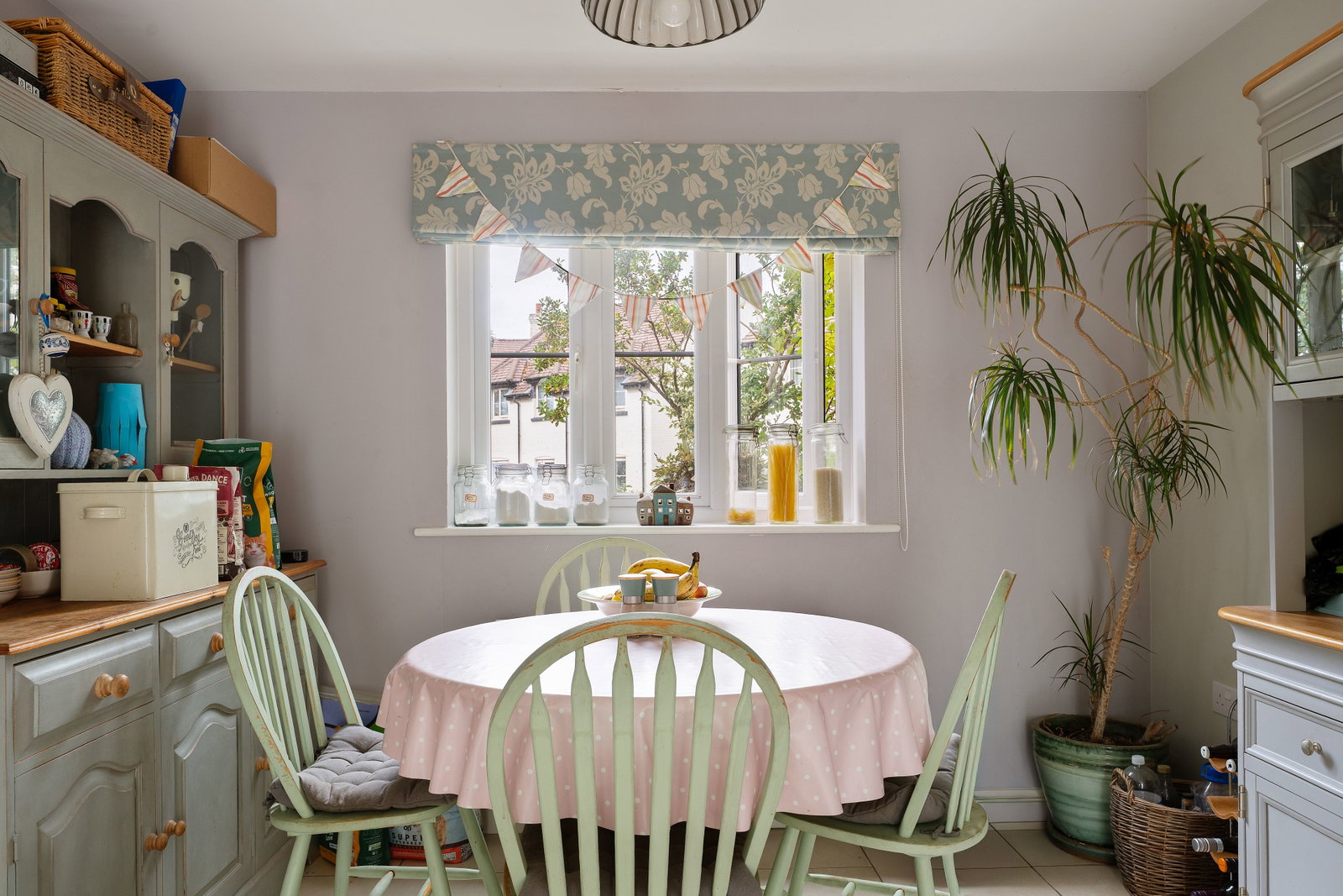 Semi Detached House in Salisbury 5