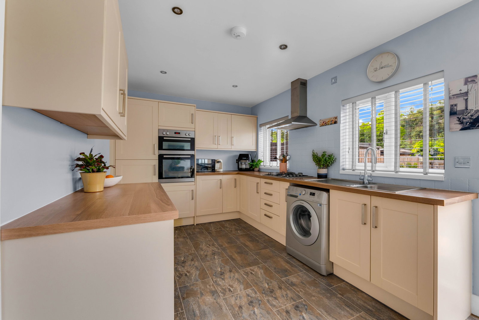 Town House for sale in Loughborough, Beacon Avenue, Quorn, LE12 8EW