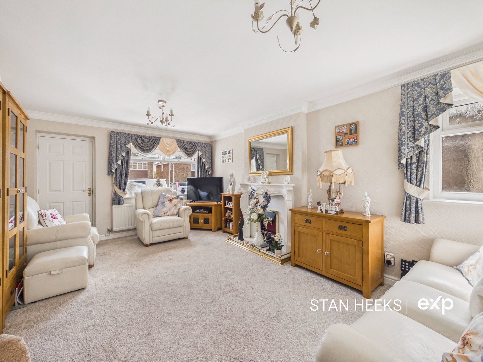 Bungalow in Brierley Hill