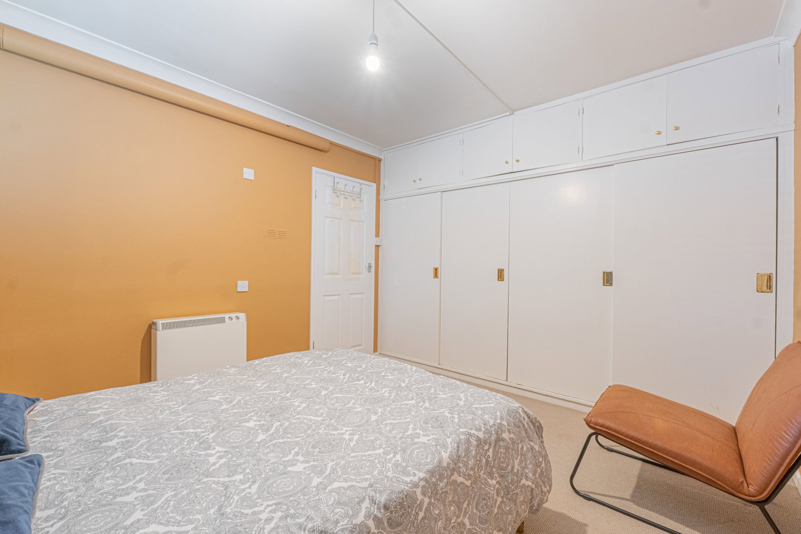 Apartment for sale in Birmingham, St. Georges Close, Birmingham, B15 3TP