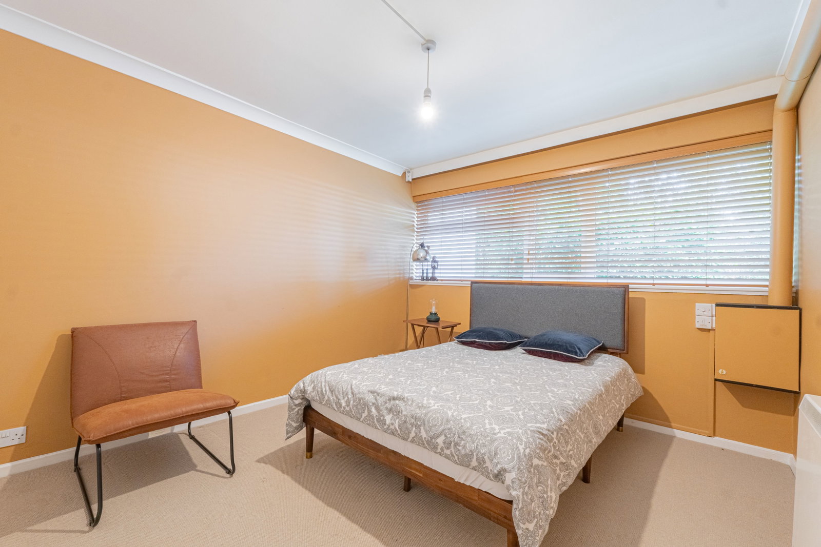 Apartment for sale in Birmingham, St. Georges Close, Birmingham, B15 3TP