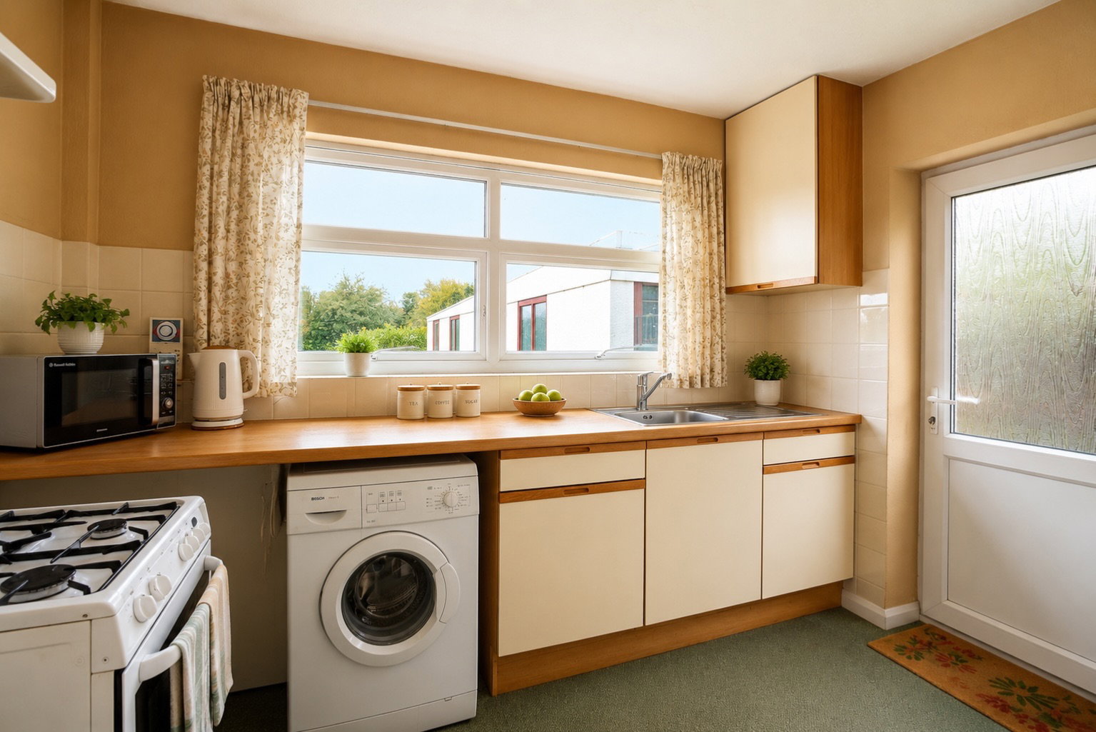 Semi Detached Bungalow for sale in Hockley, Uplands Road, Hockley, SS5