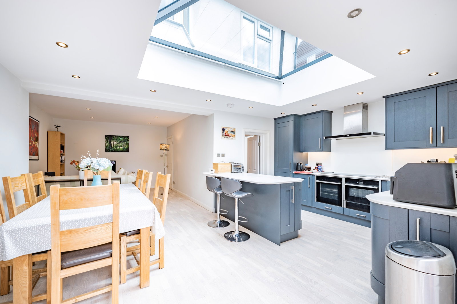 Semi Detached House for sale in Bromley, Hastings Road, Bromley, BR2