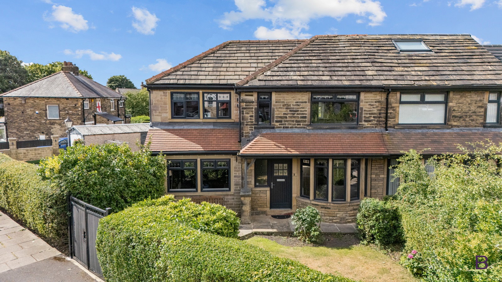 Semi Detached House in Bradford