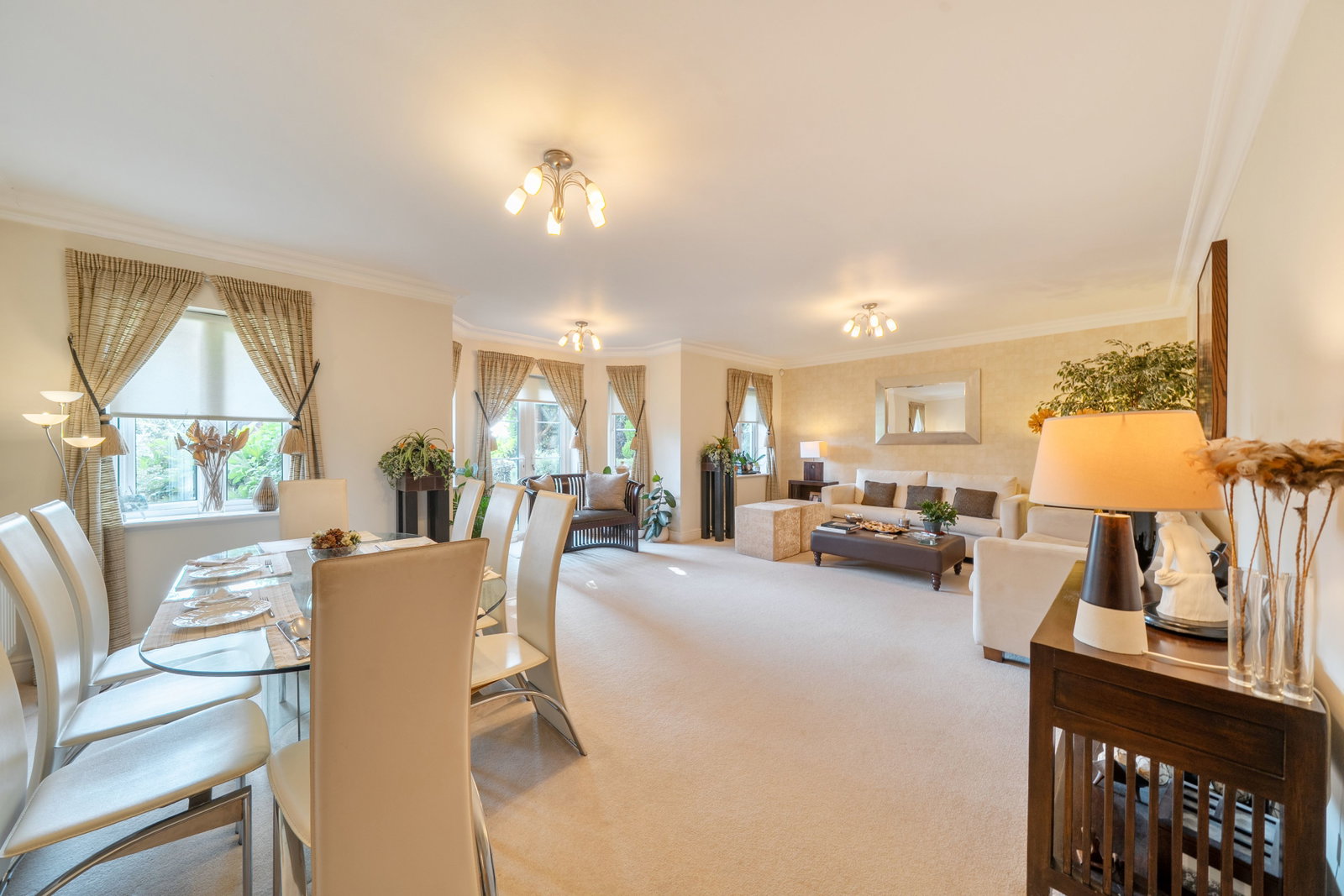Flat in Bushey 2