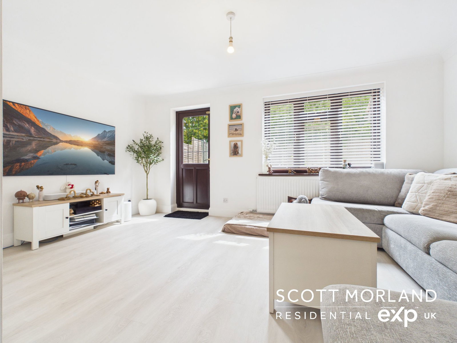 Detached House for sale in Basingstoke, Centurion Way, Basingstoke, RG22 4TJ