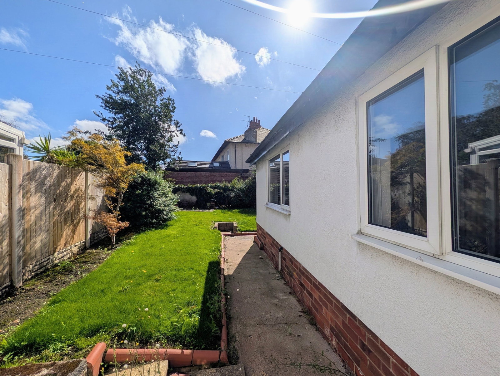 Semi Detached House for sale in Prenton, Osmaston Road, Prenton, CH42 8PY, 4961 m²