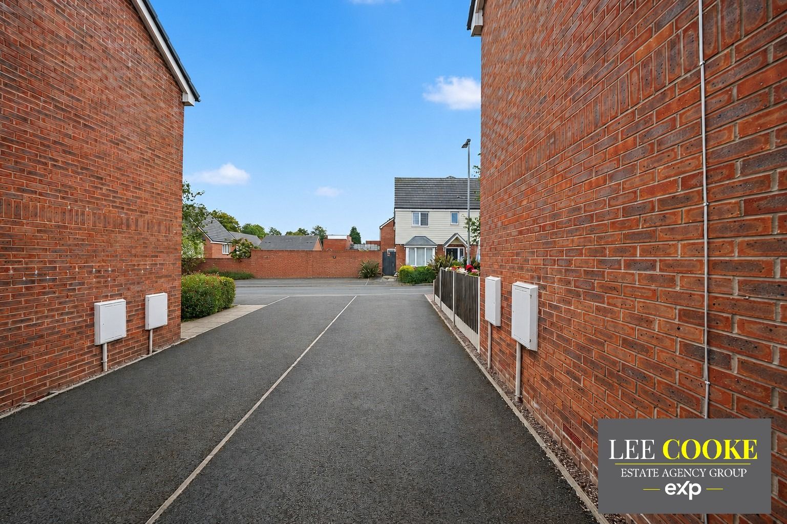 Semi Detached House in Bilston