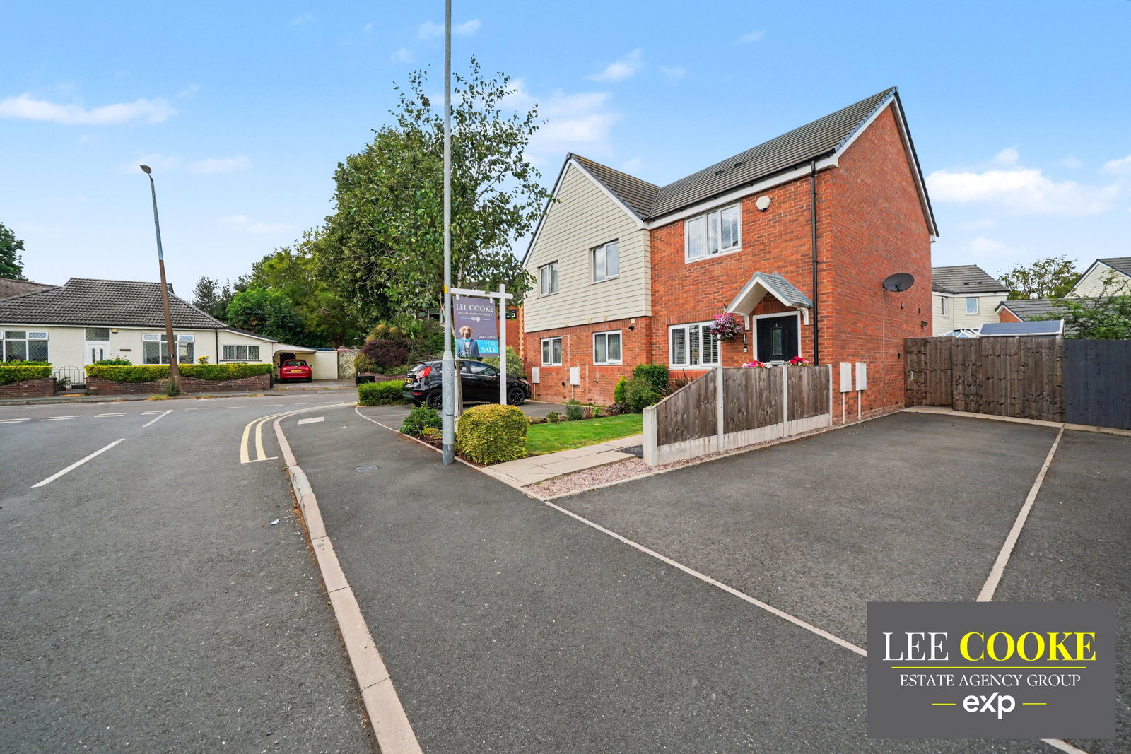Semi Detached House in Bilston