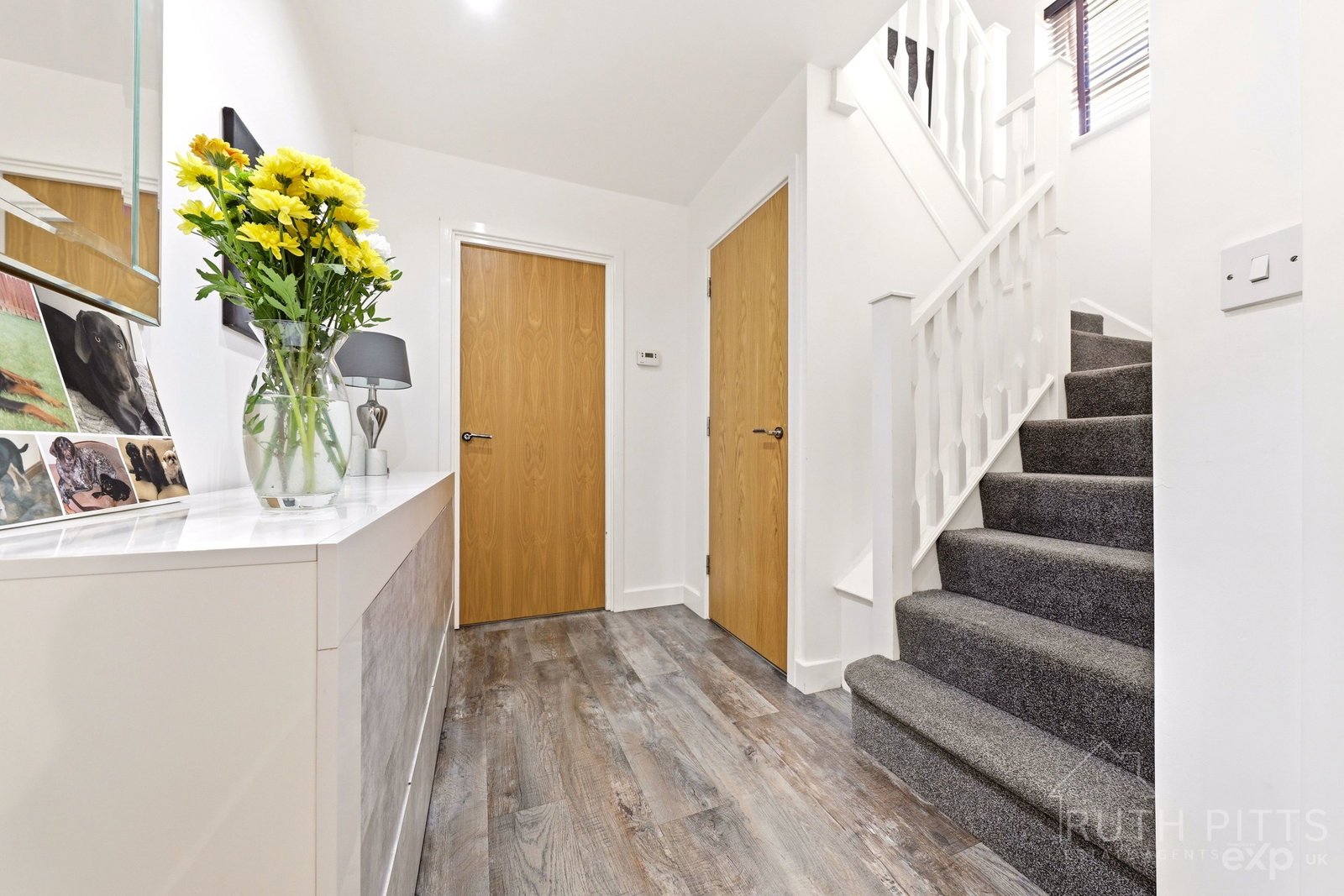 Detached House for sale in Pontefract, Seals Drive, Ackworth, WF7, 2116 m²