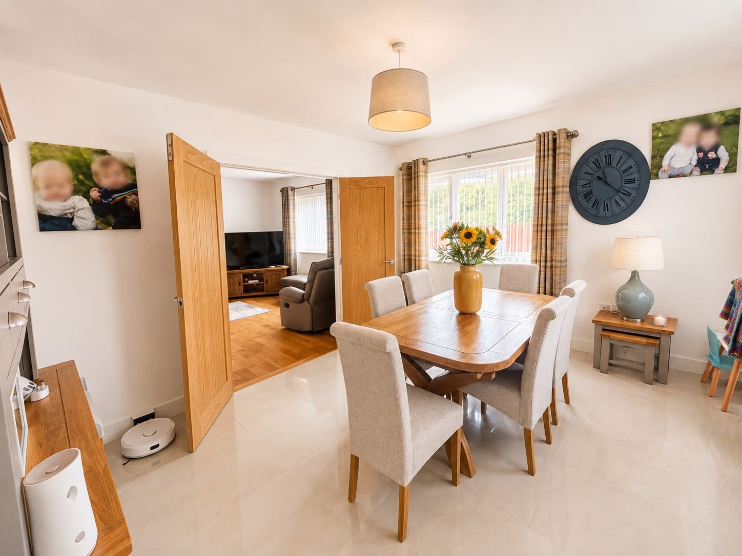 Detached House in Neath 3