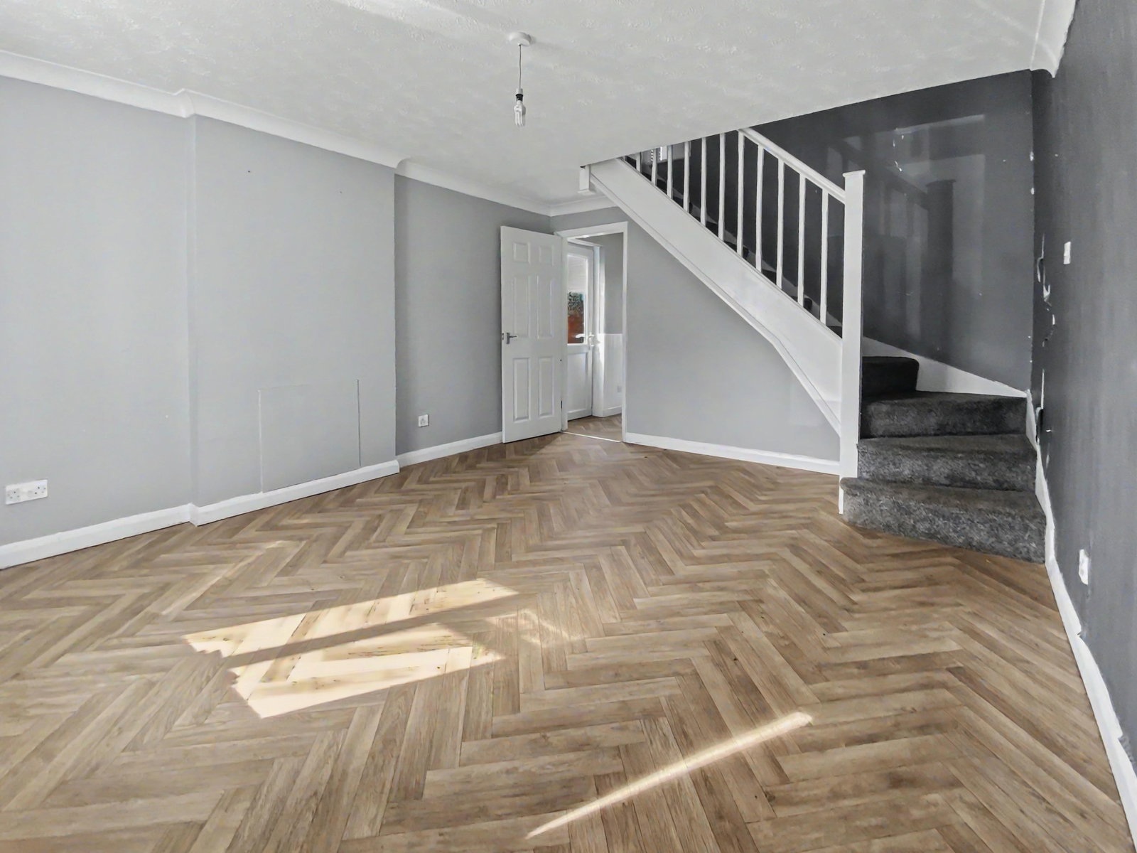 Semi Detached House in Grantham