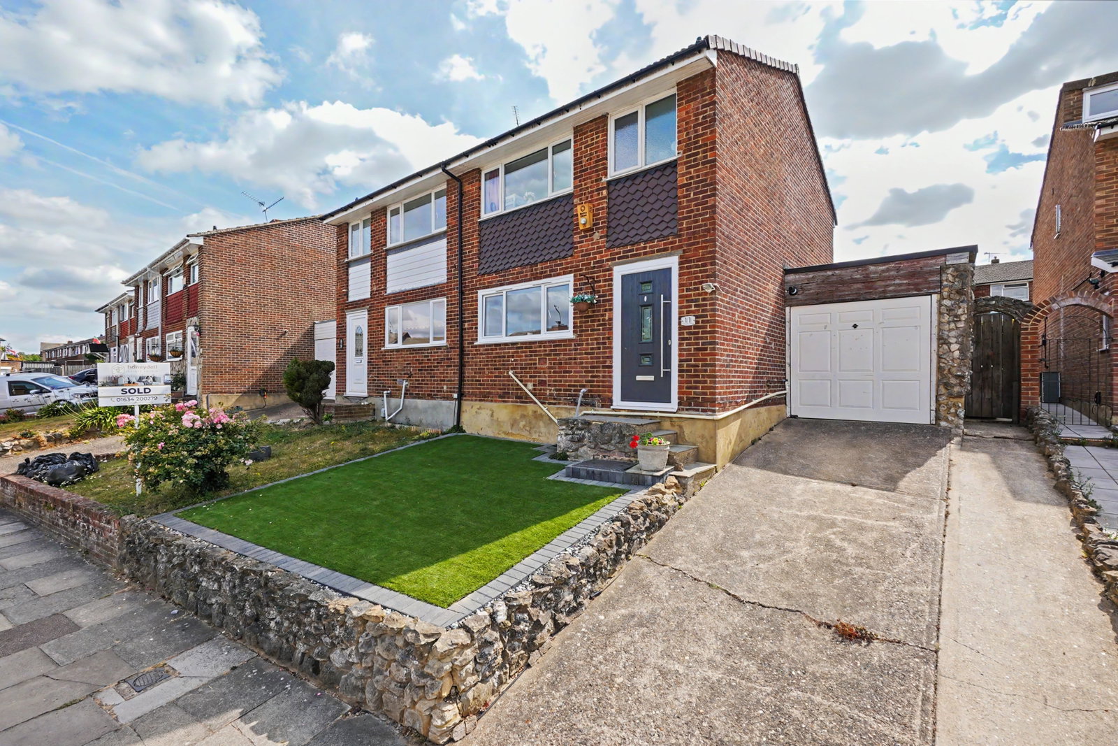Semi Detached House in Chatham