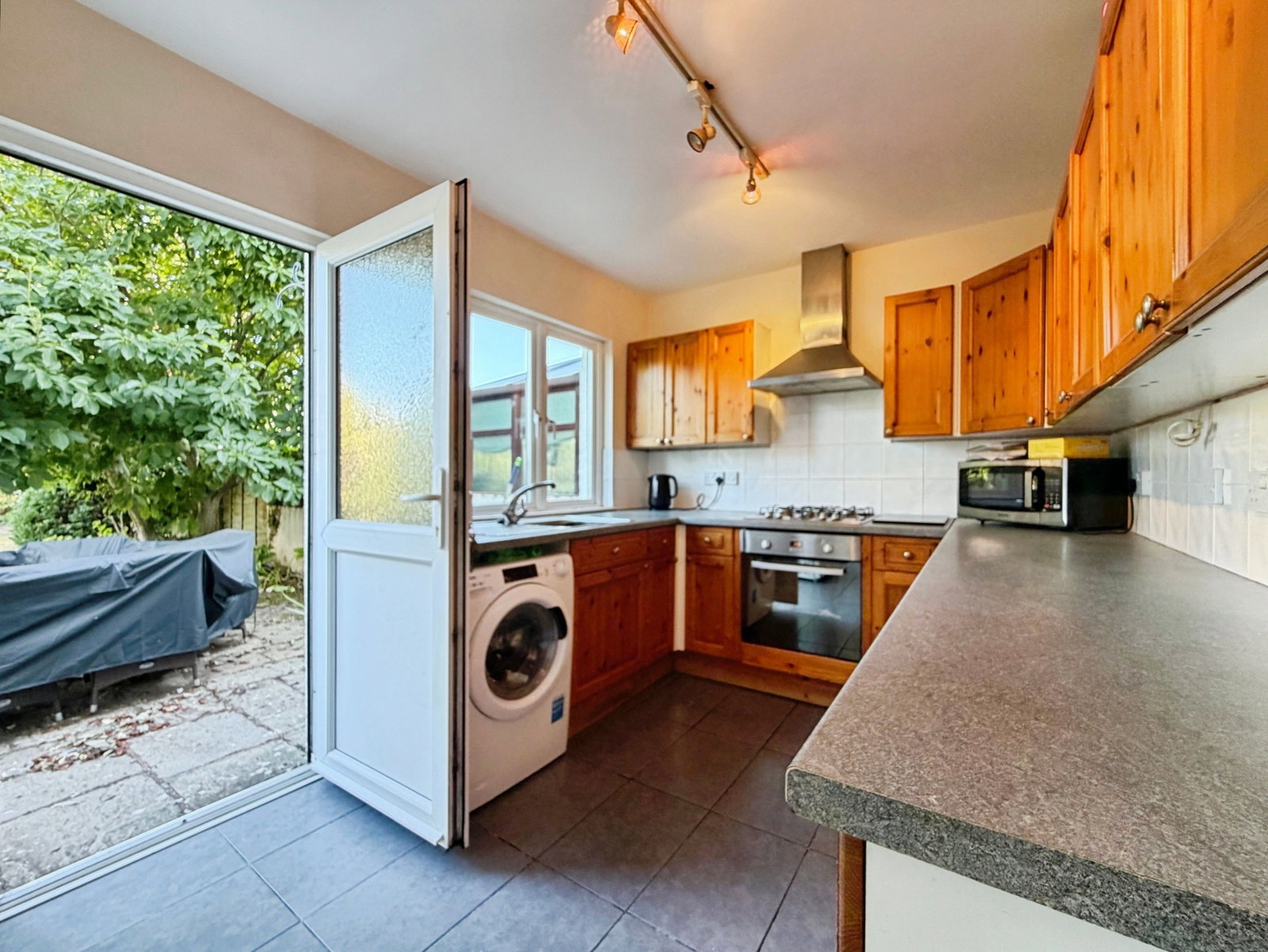 End Of Terrace House in Minehead 3