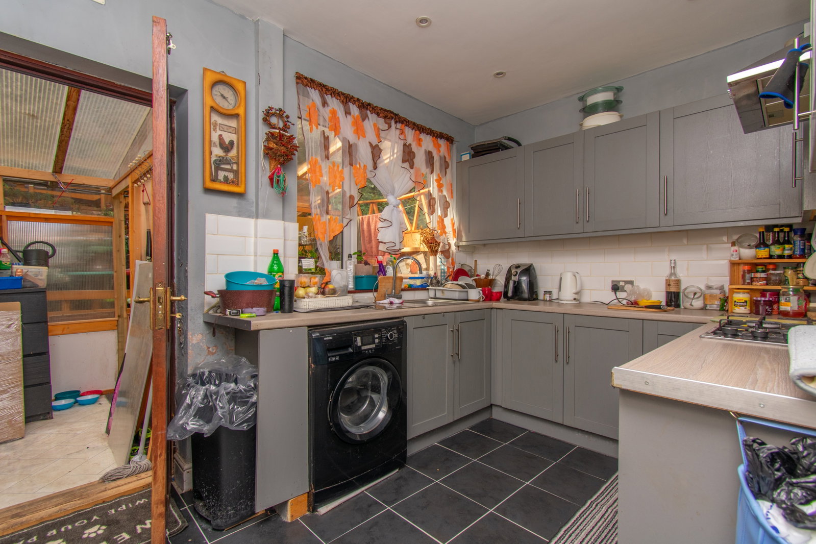 Semi Detached House for sale in Leicester, Woodstock Road, Leicester, LE4 2HH