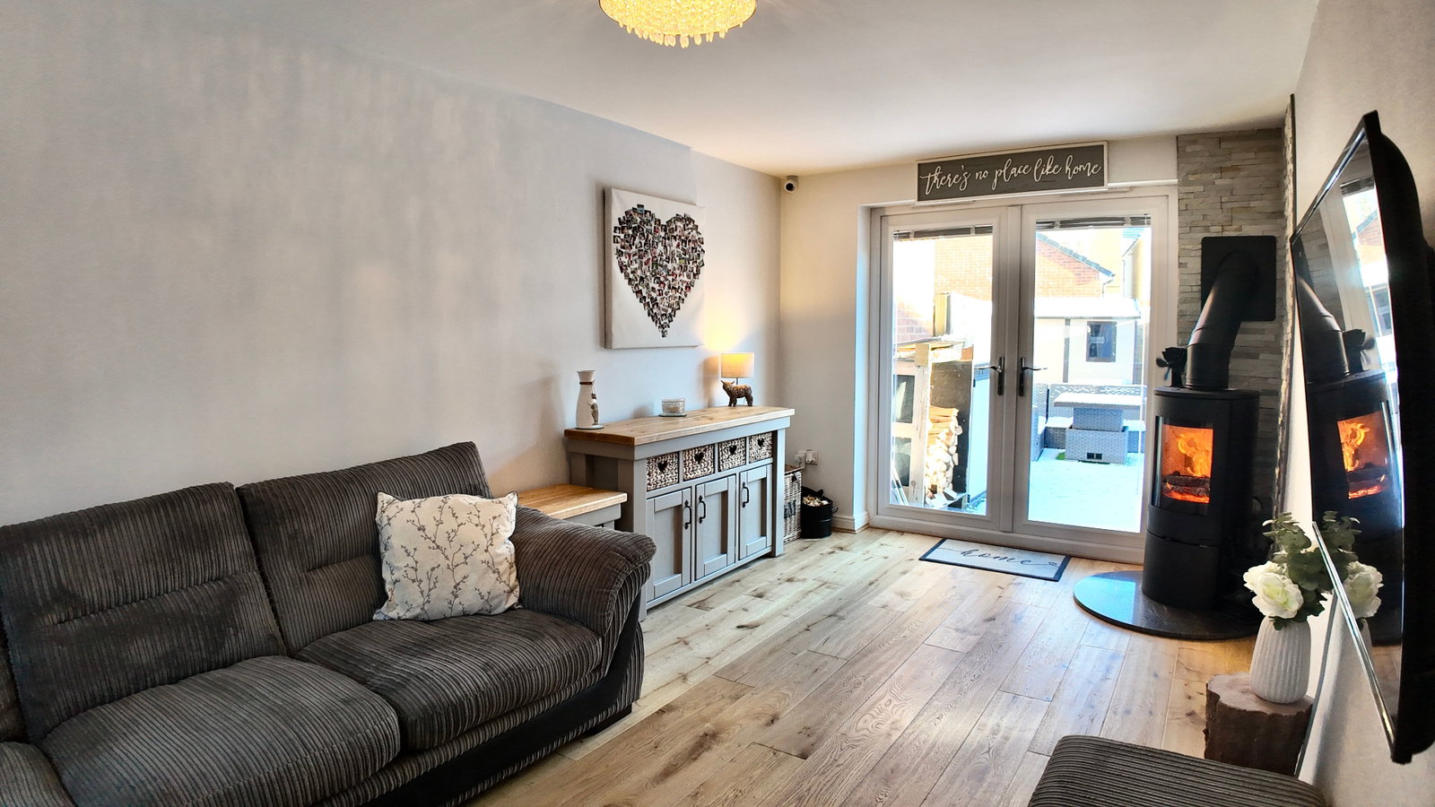 Semi Detached House for sale in Ebbw Vale, Clos Gwaith Dur, Ebbw Vale, NP23, 915 m²