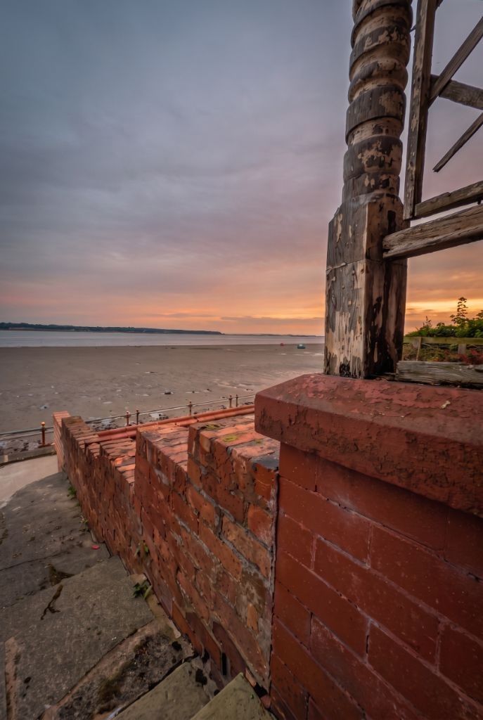 Terraced House for sale in Wirral, The Esplanade, Wirral, CH62 1EH