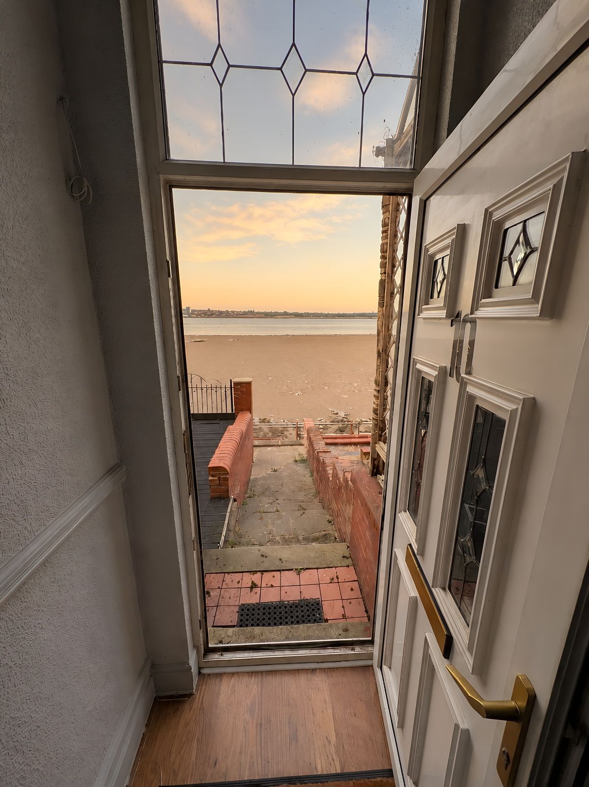 Terraced House for sale in Wirral, The Esplanade, Wirral, CH62 1EH