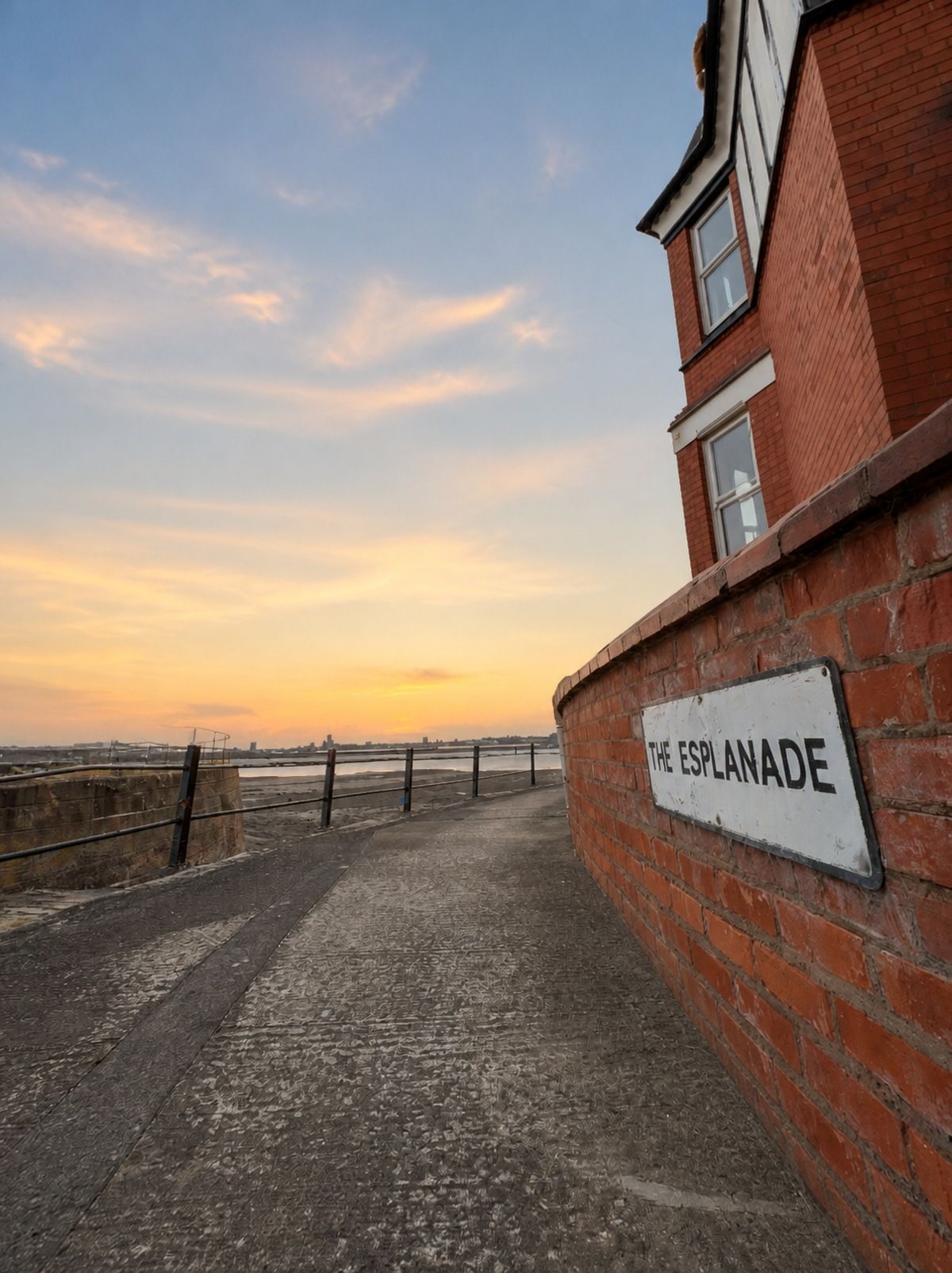 Terraced House for sale in Wirral, The Esplanade, Wirral, CH62 1EH
