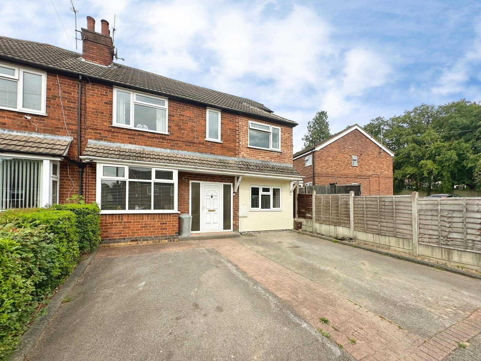 Semi Detached House for sale in Swadlincote, Drayton Street, Swadlincote, DE11
