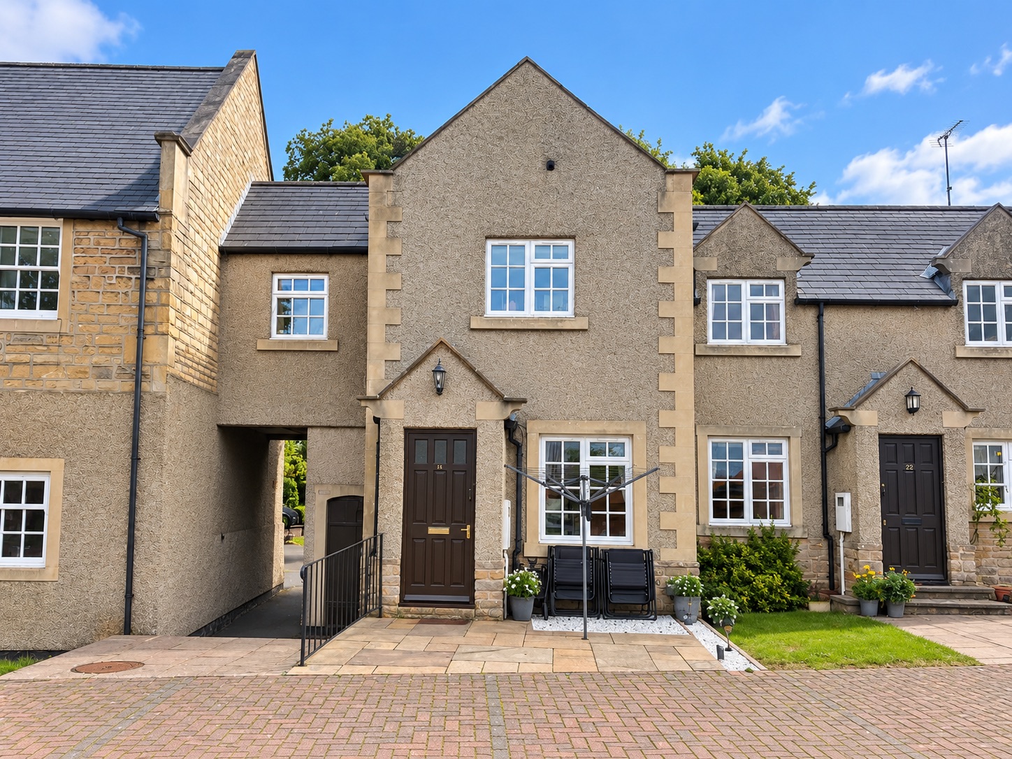 Semi Detached House for sale in Mansfield, Manor House, Mansfield Woodhouse, Mansfield, NG19 9LU