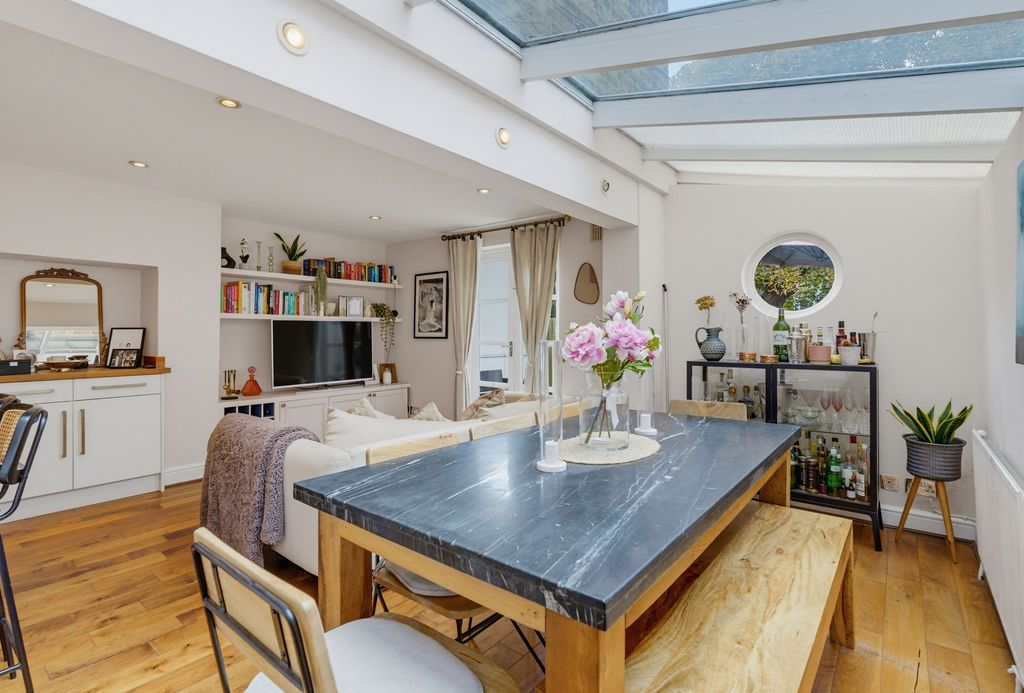 Flat in London