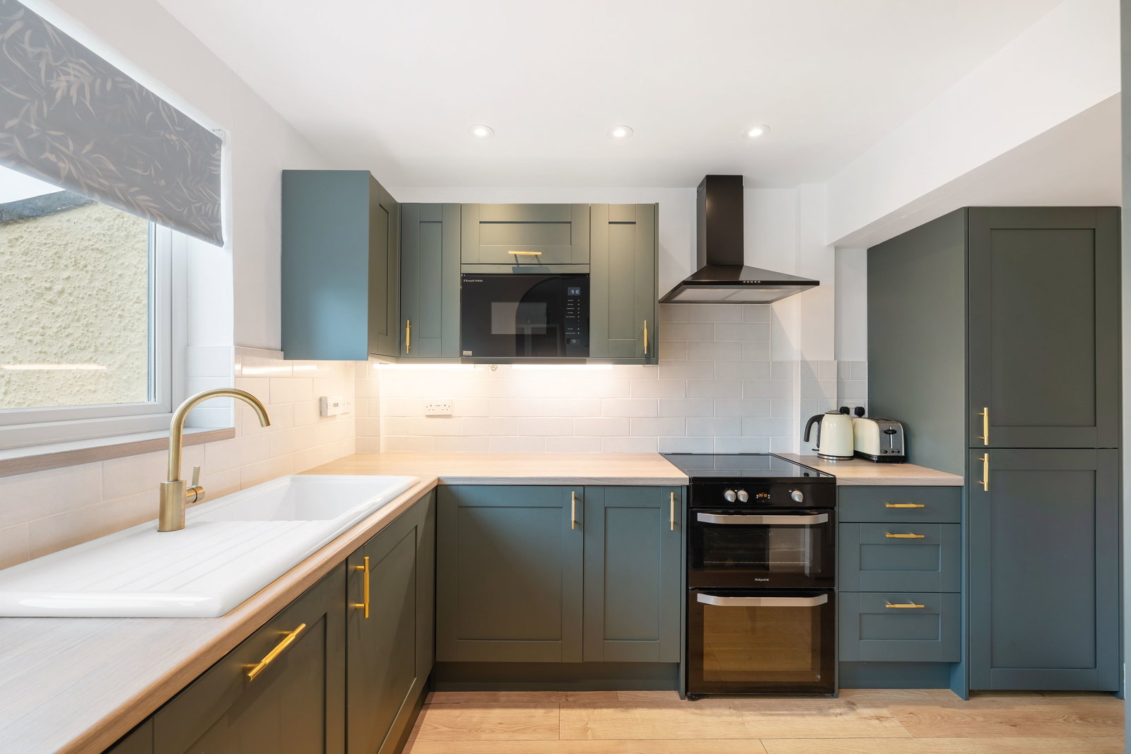 Terraced House for sale in London, Cobden Road, London, SE25, 1424 m²