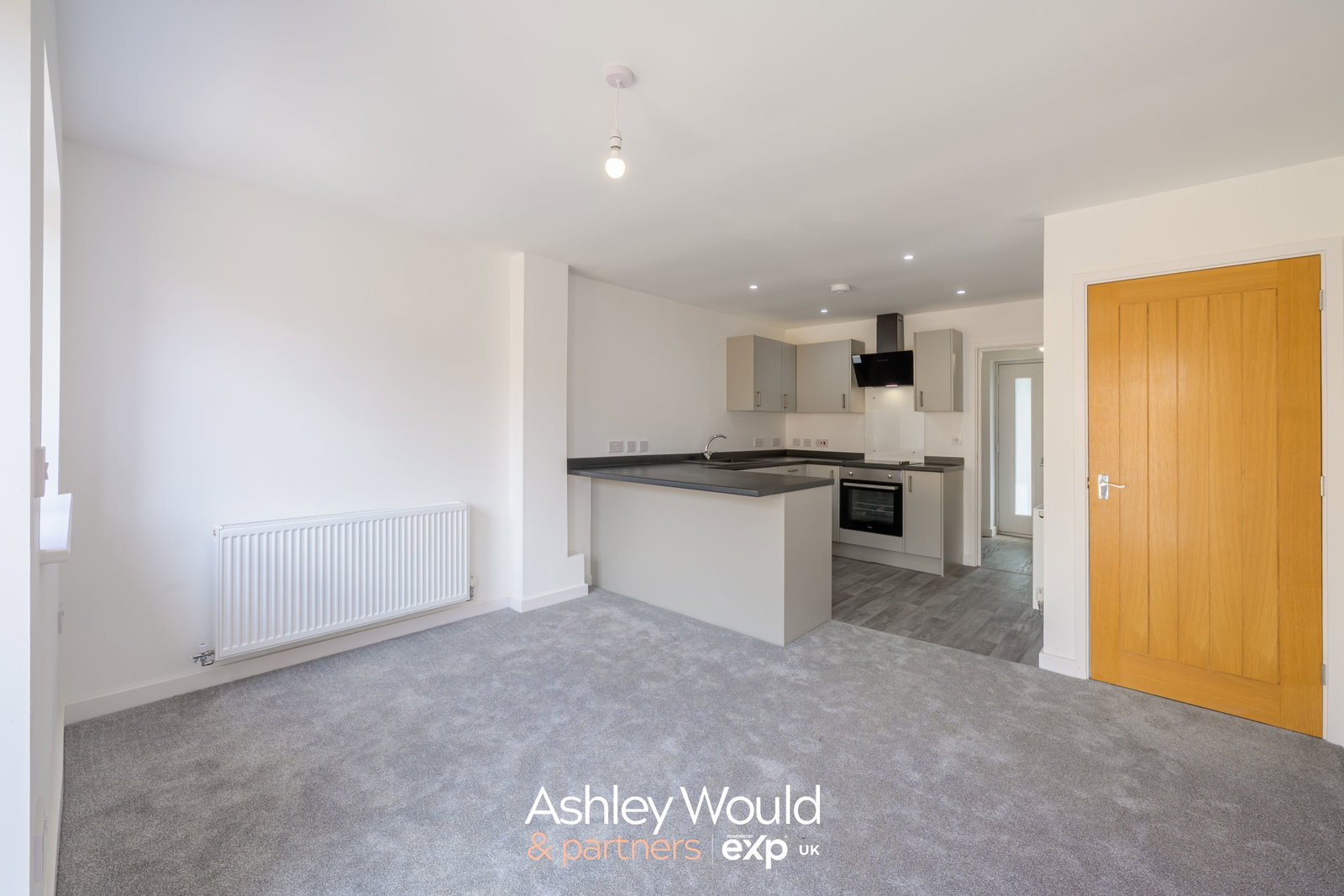 Detached House in Dudley 4
