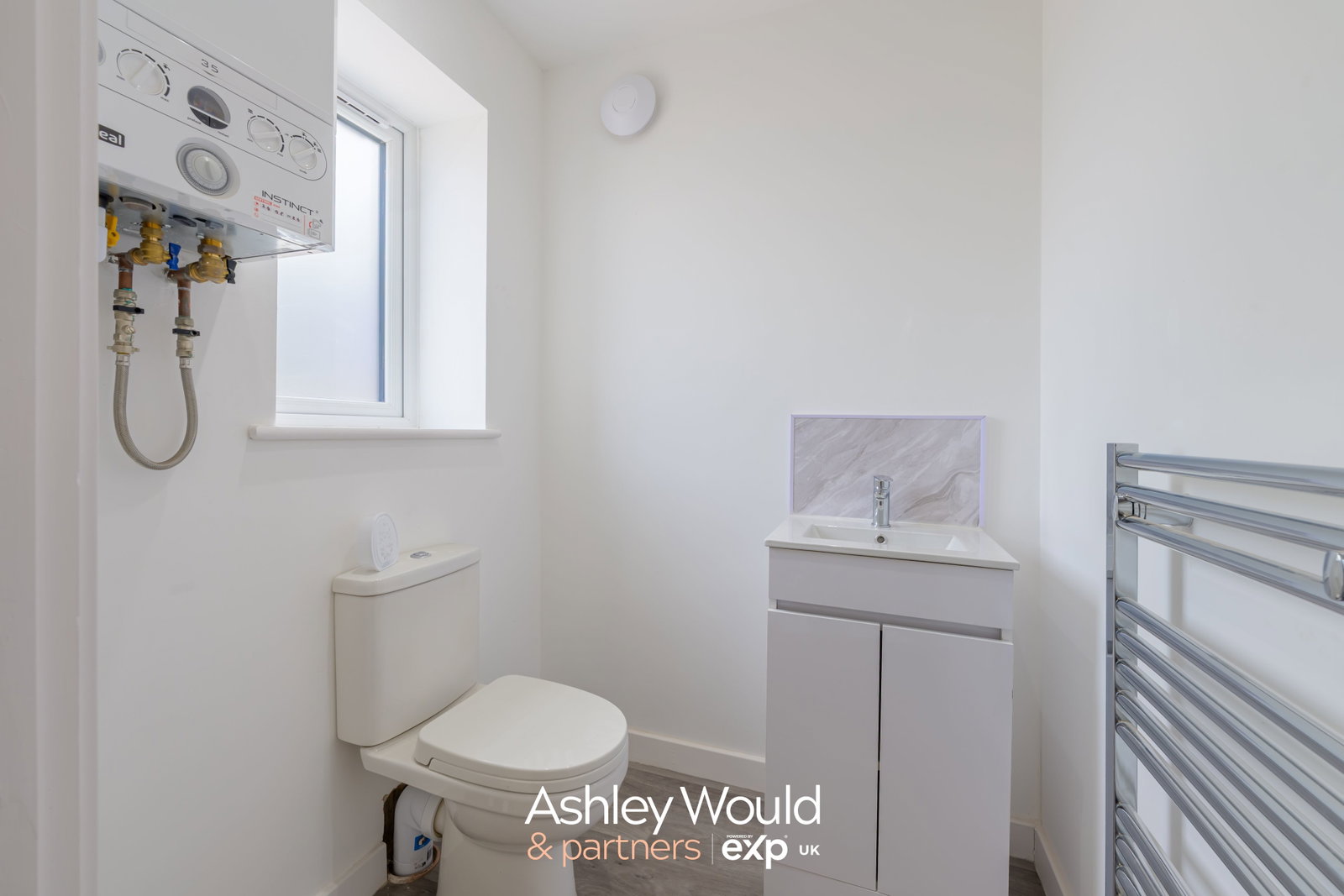 Semi Detached House in Dudley 5