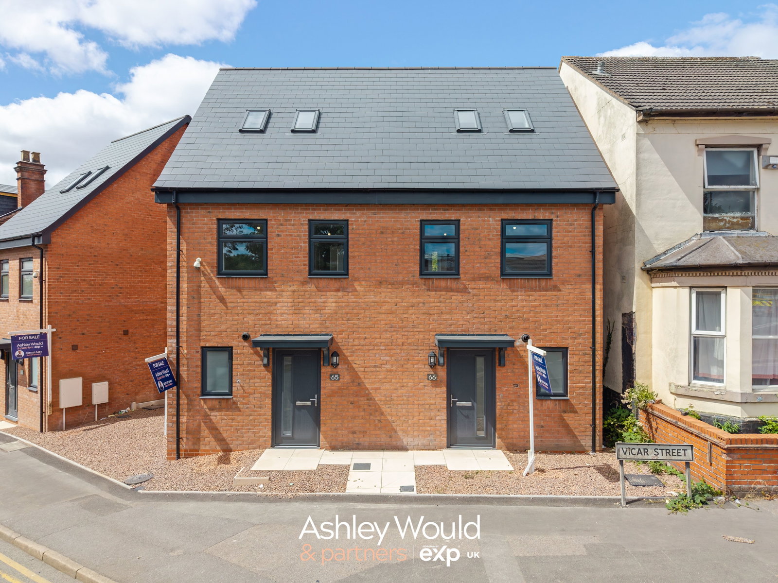 Semi Detached House in Dudley