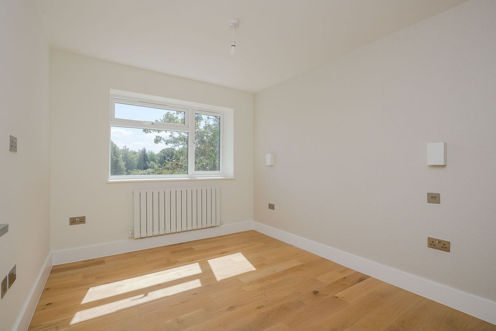 Duplex Flat for sale in South Sutton, Mulgrave Road, South Sutton, SM2 6LX