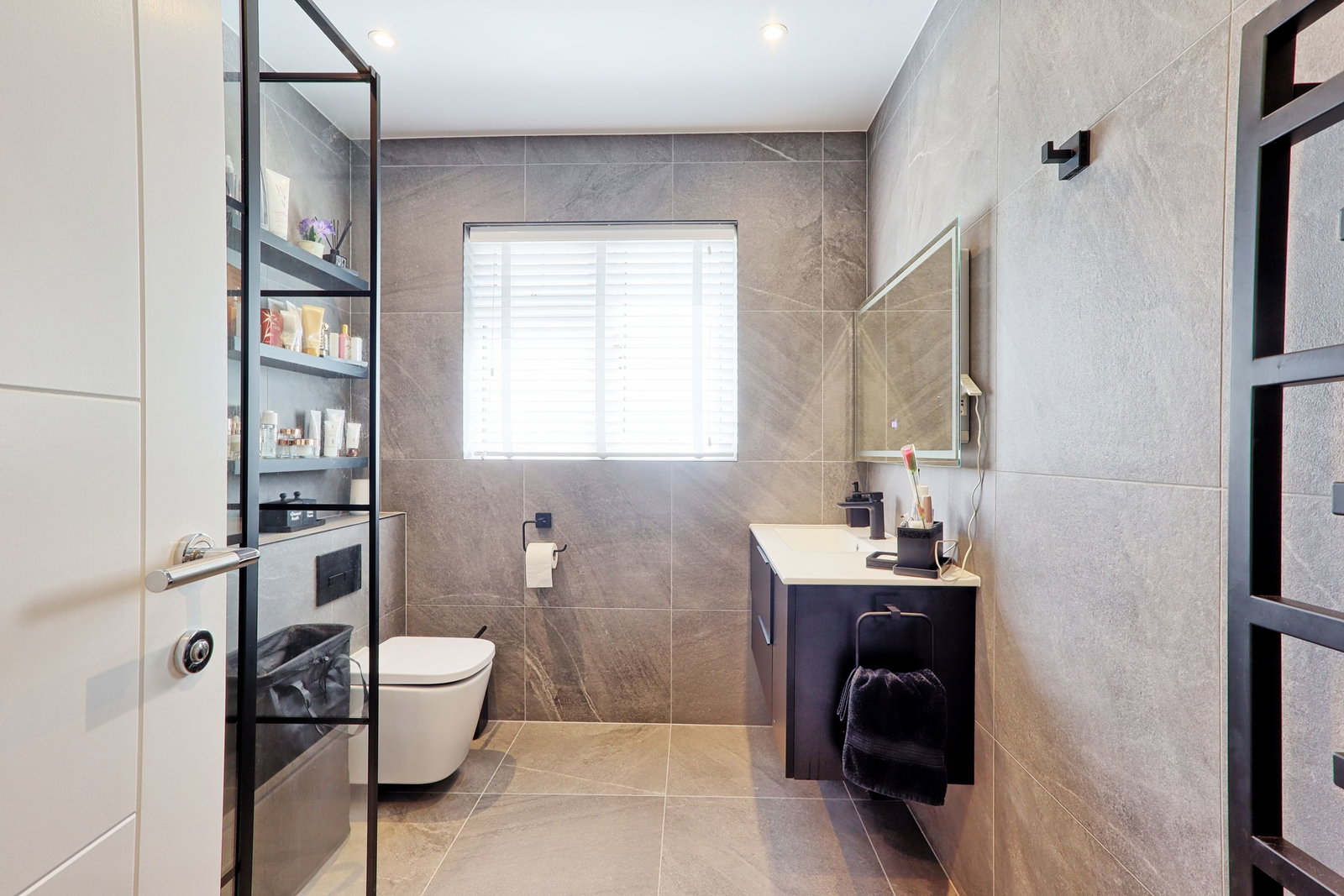 Bungalow in Chelmsford 5