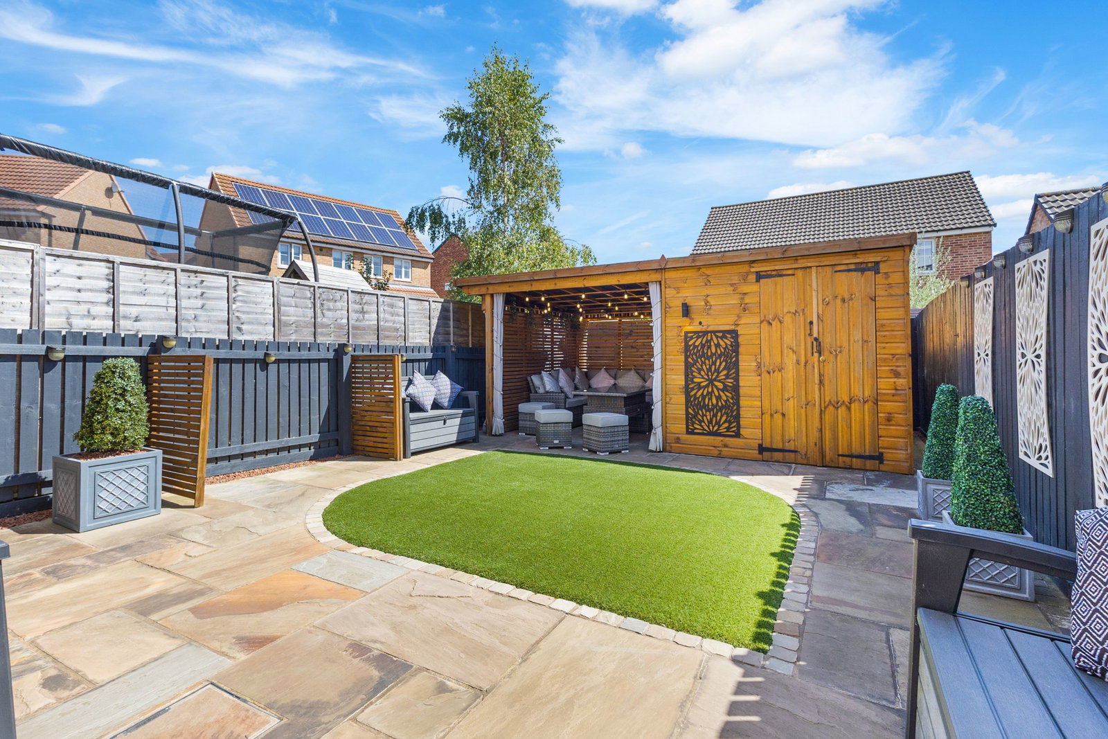Semi Detached House in Pontefract 3