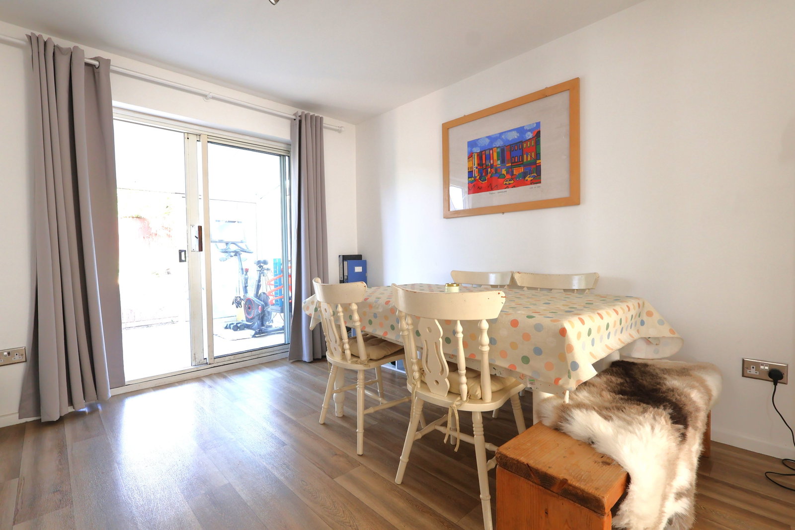 Detached House in Gloucester 4