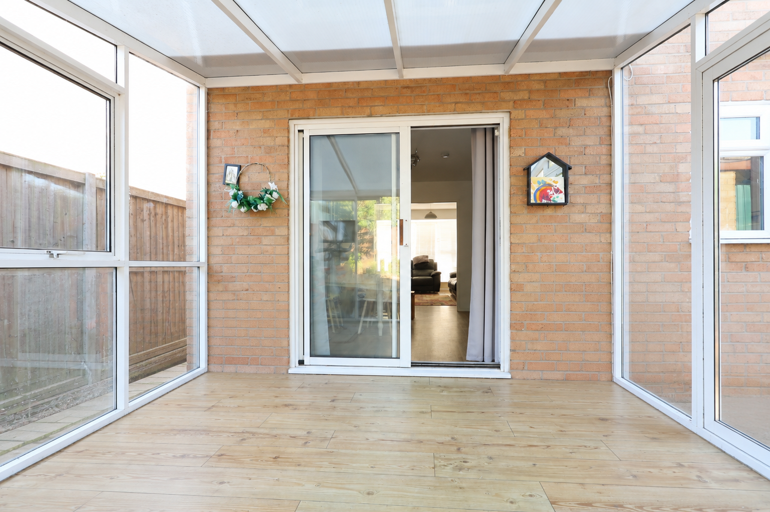 Detached House in Gloucester 5