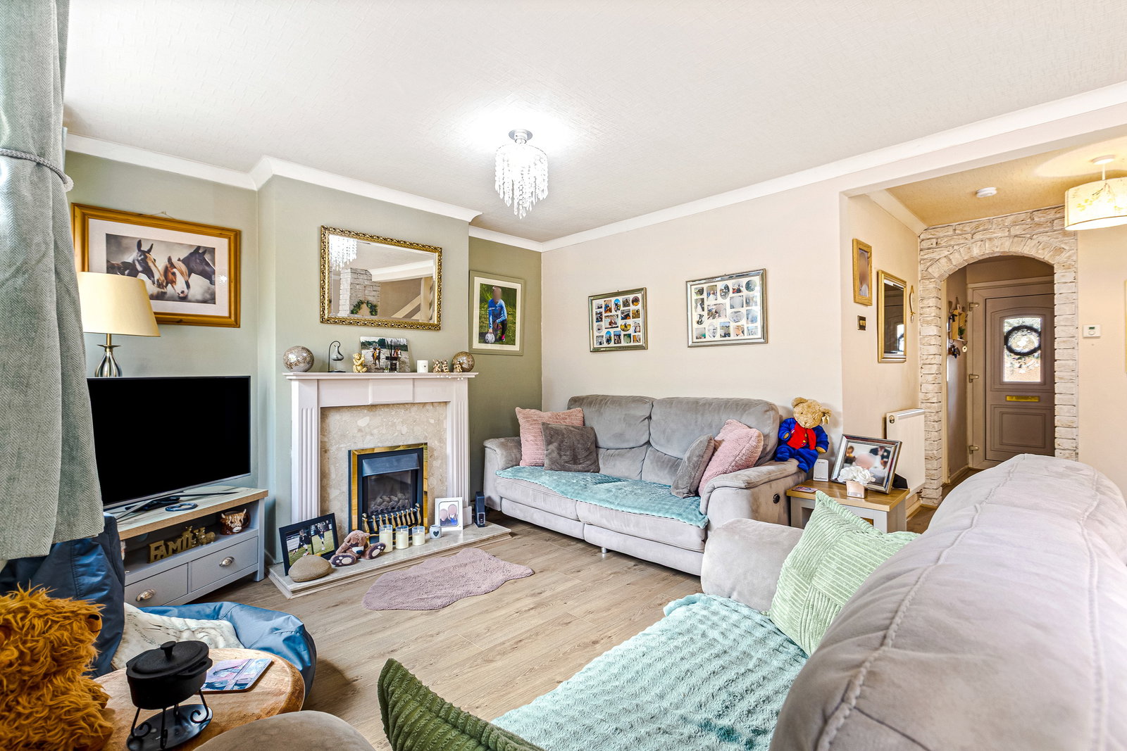 Semi Detached House for sale in Leicester, Langham Drive, Narborough, Leicester, LE19 3EY, 1057 m²