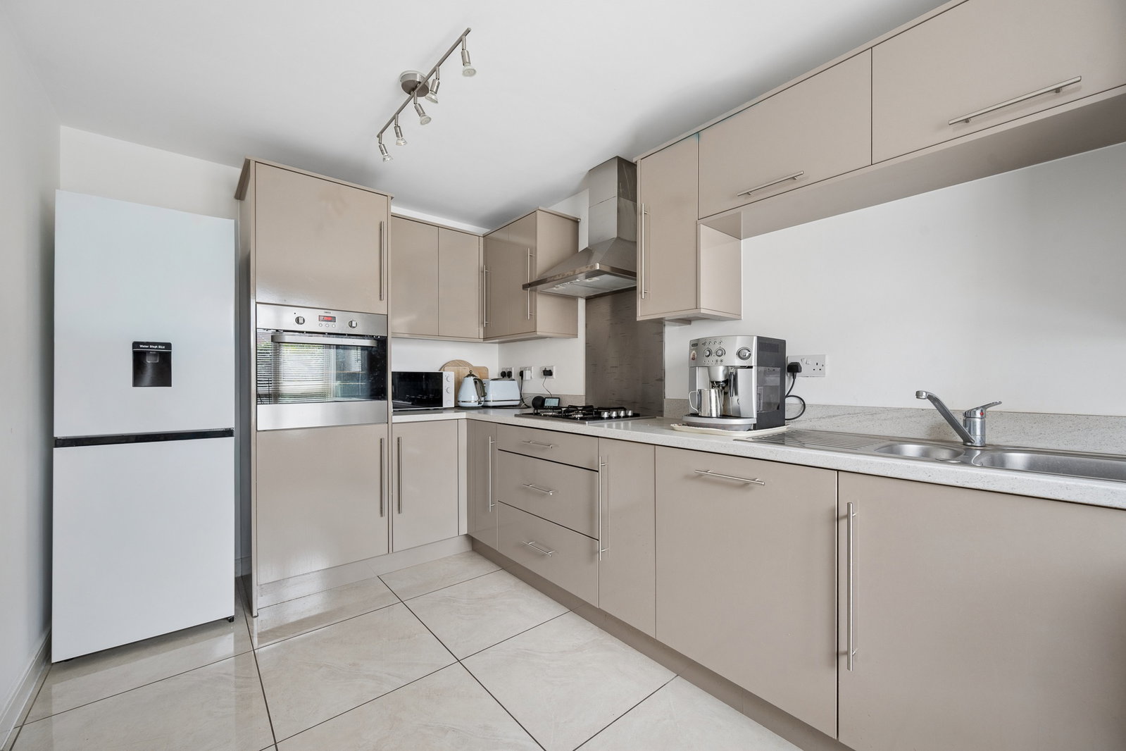 Semi Detached House in Stockport 5