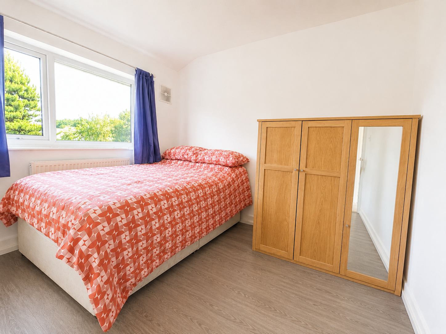 Semi Detached House in Leicester 5