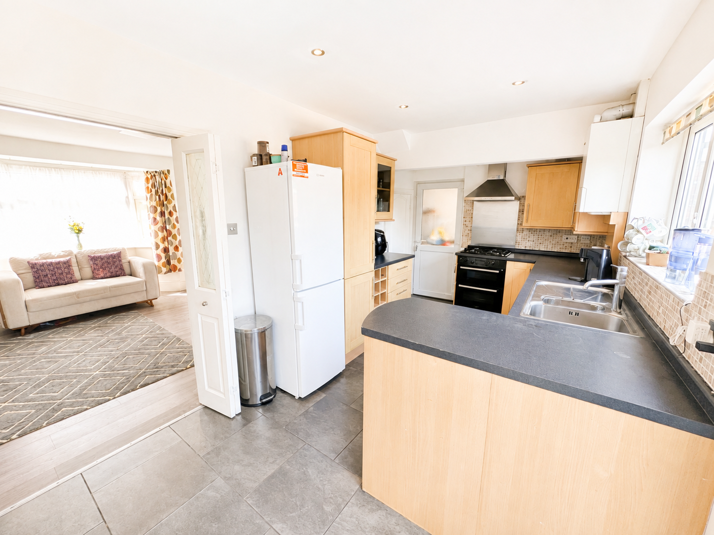 Semi Detached House in Leicester 3