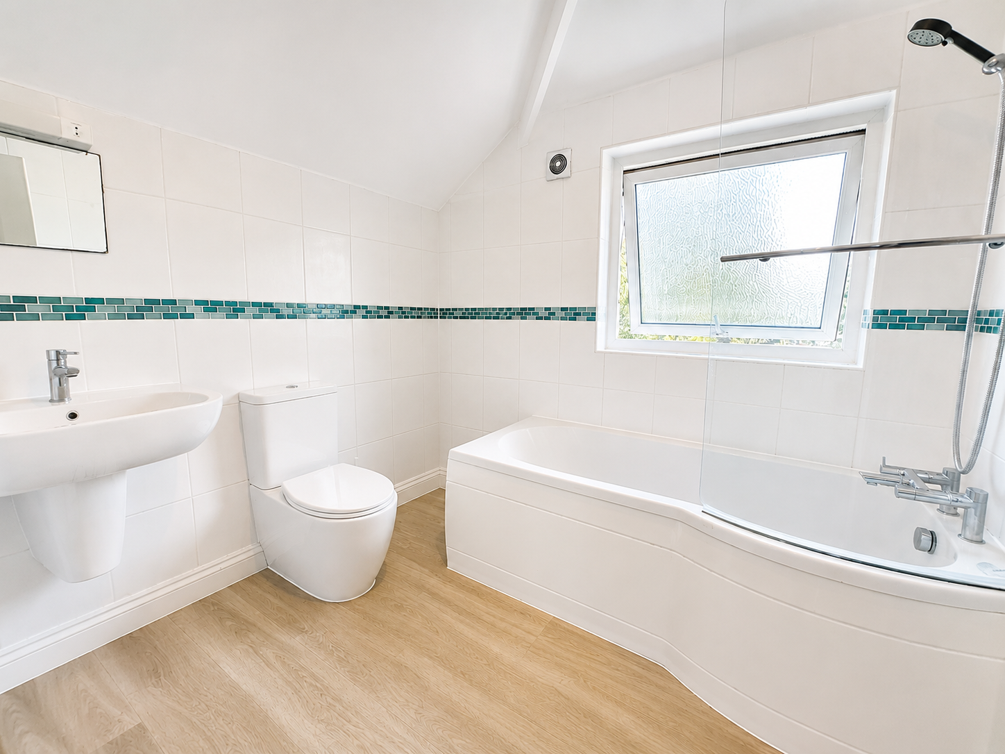 Semi Detached House for sale in Leicester, Hillsborough Road, Glen Parva, Leicester, LE2 9PL