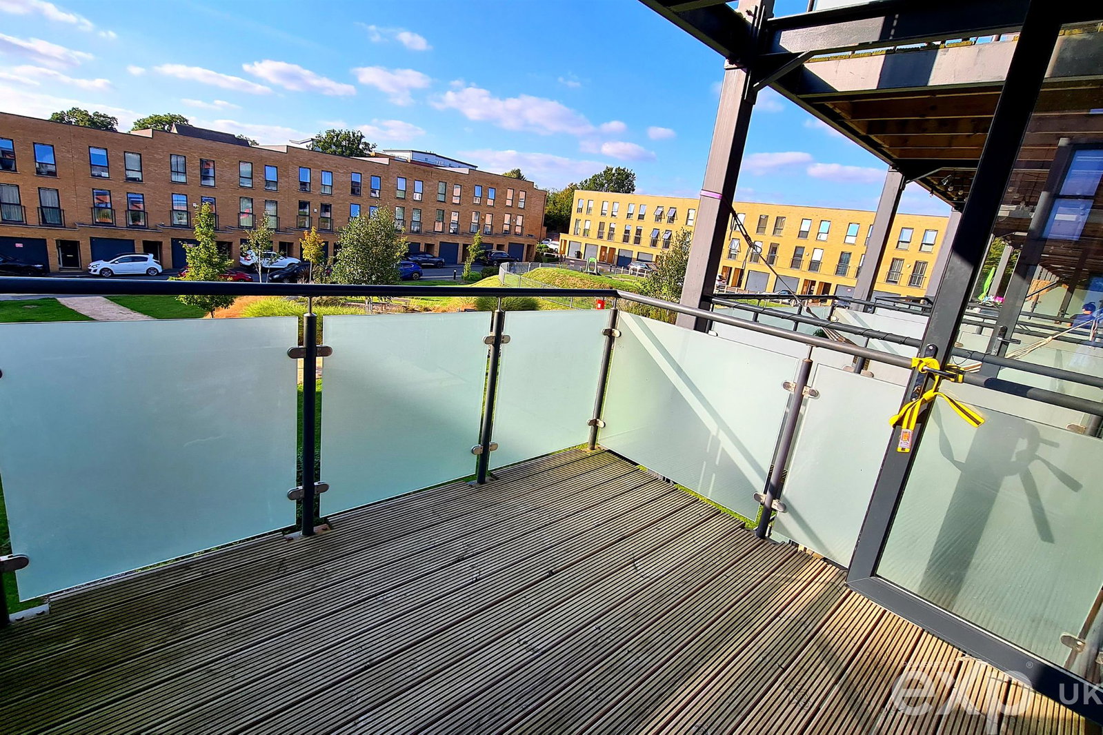 Flat for sale in Borehamwood, Horizon Place, Borehamwood, WD6