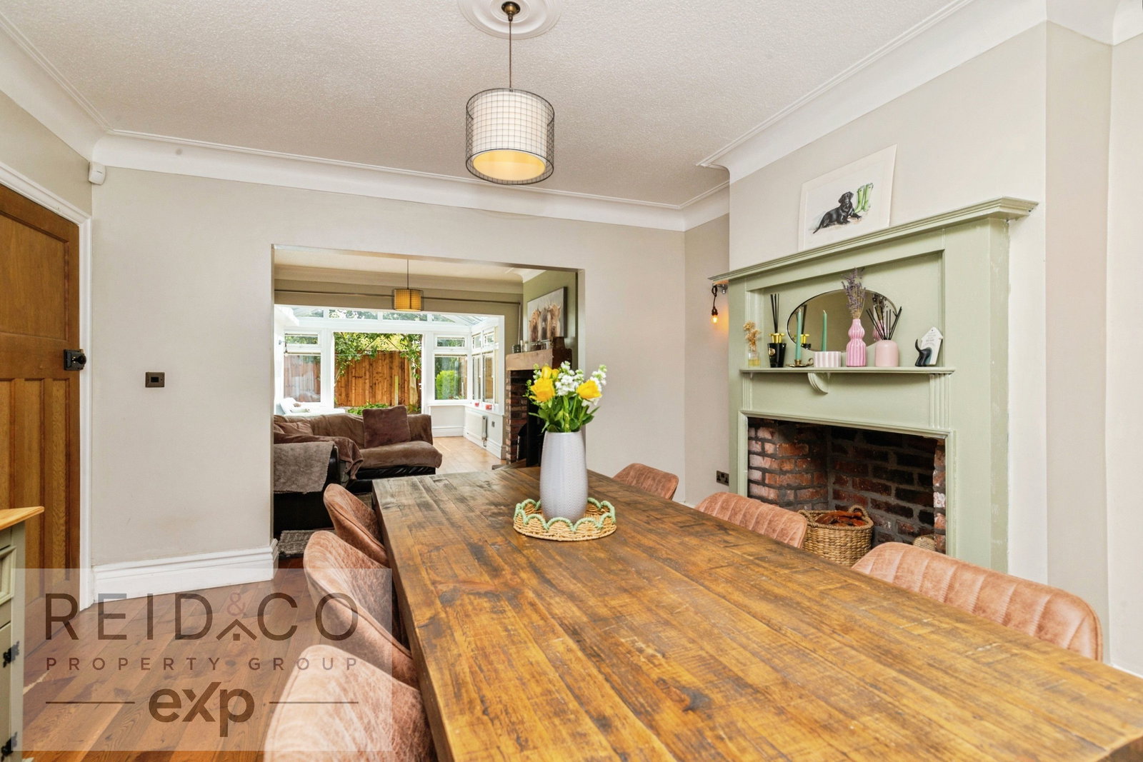 Semi Detached House for sale in Preston, Garstang Road, Broughton, Preston, PR3 5JB, 1165 m²