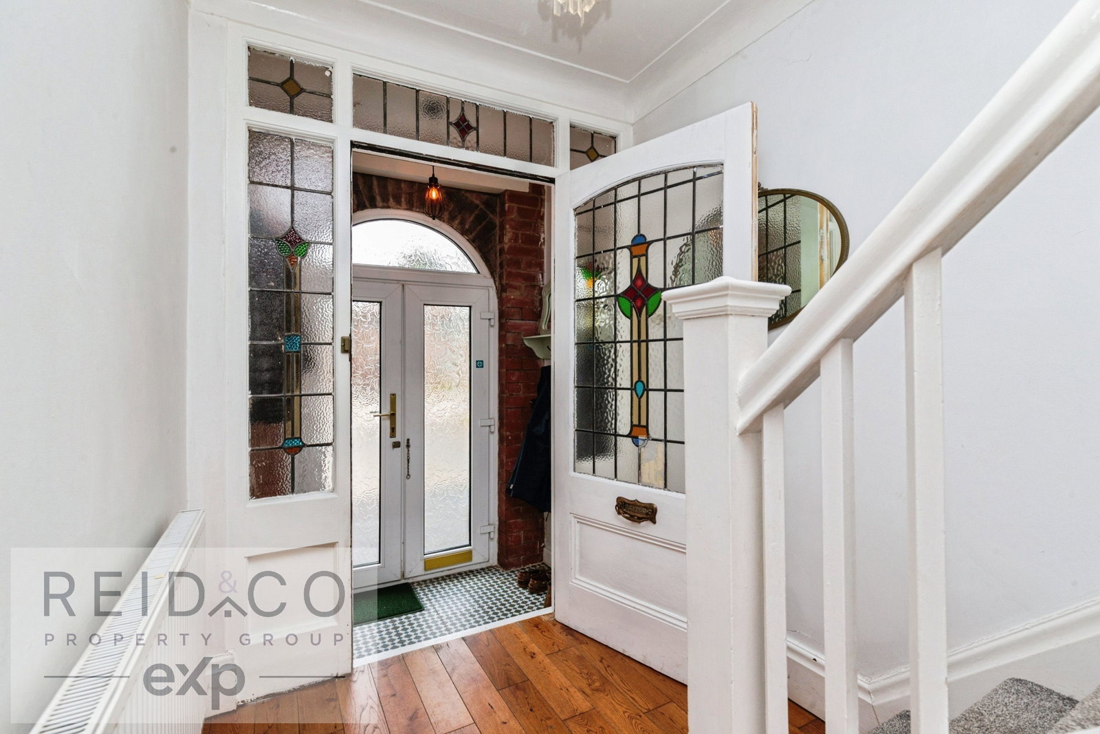 Semi Detached House for sale in Preston, Garstang Road, Broughton, Preston, PR3 5JB, 1165 m²